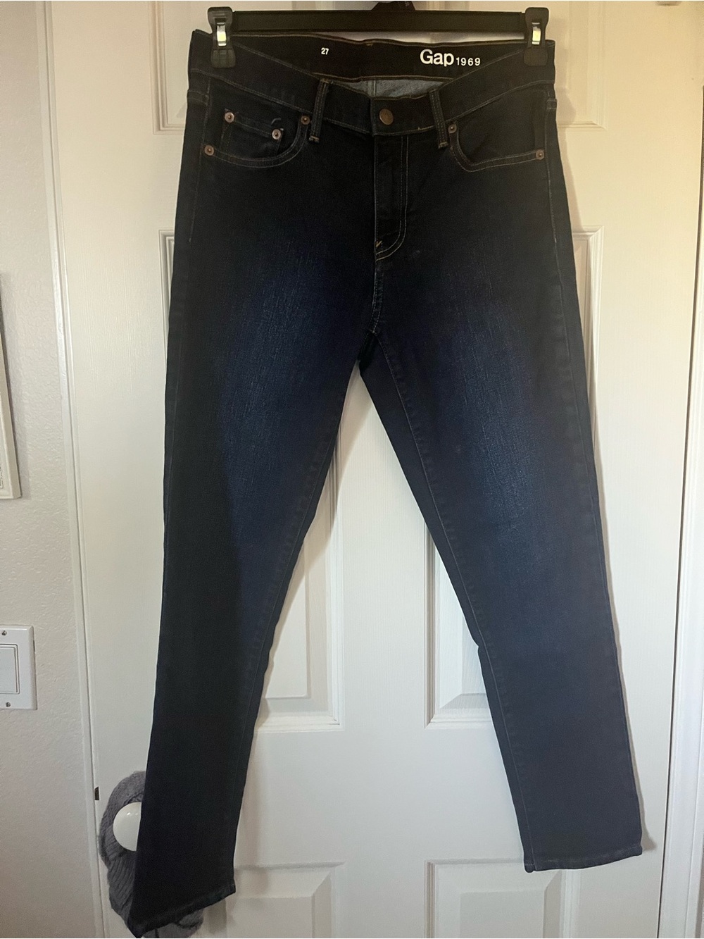 gap 1969 women’s skinny jeans in dark indigo